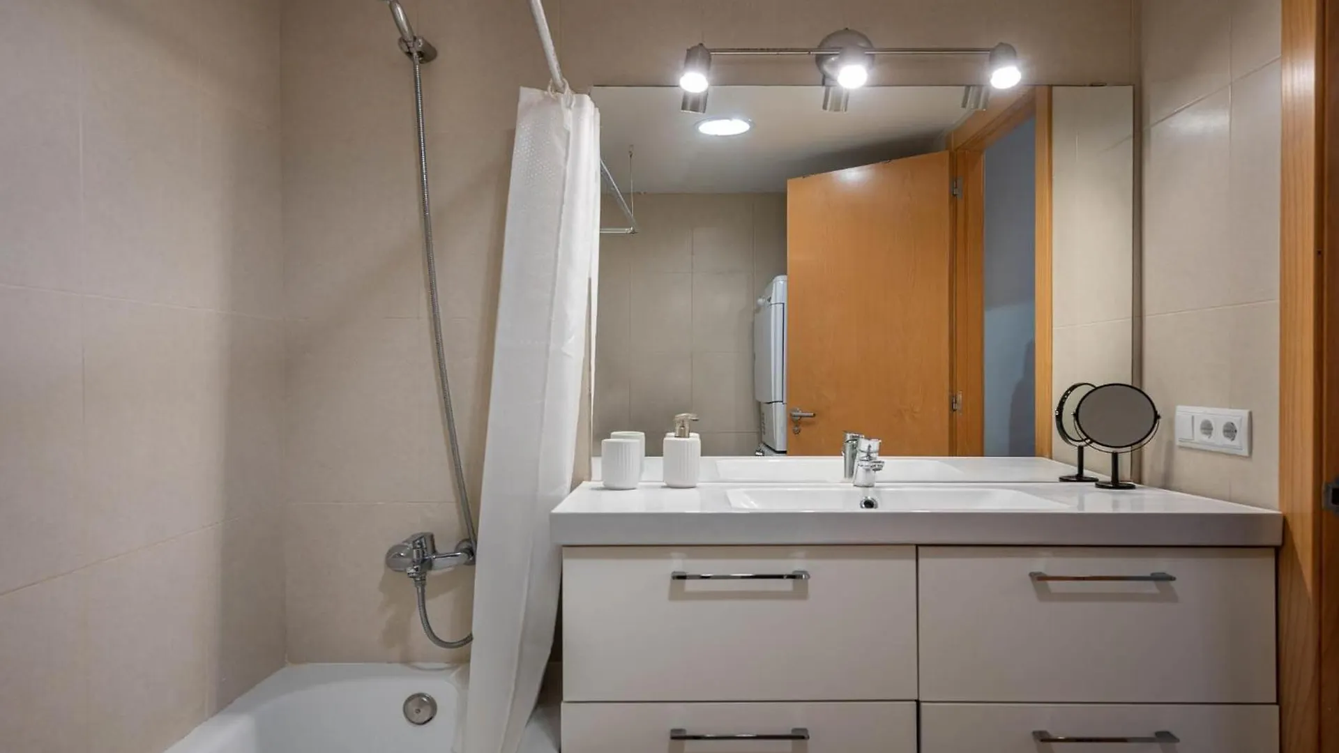 Apartmán At137 Abadia Torredembarra 0*,  Španělsko